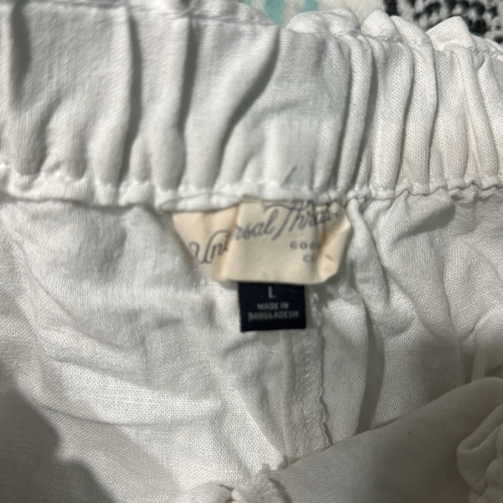 Universal Thread Shorts - Picture 2 of 2